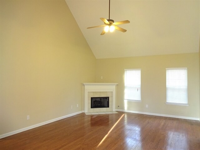 Foto del edificio - 1254 Opie Ln