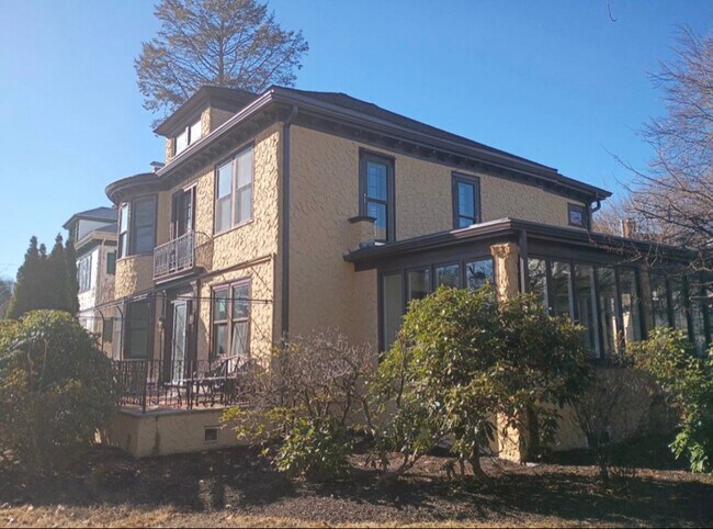 Building Photo - 1 Arborway