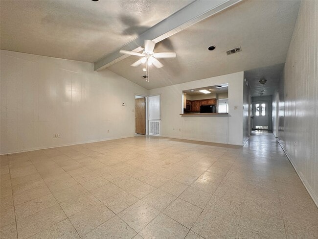 Building Photo - 1822 Willow Bend Dr