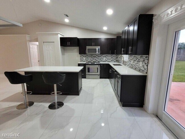 Foto del edificio - 3 br, 2 bath House - 7605 Woodland Creek Ln