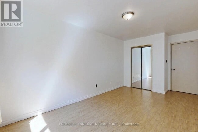 Building Photo - 137 Angus Dr