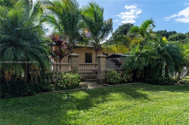 Foto del edificio - 13602 SW 24th St