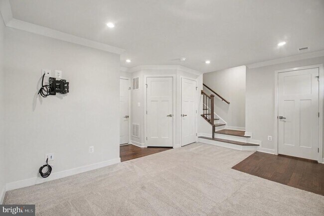 Building Photo - 18143 Red Mulberry Rd