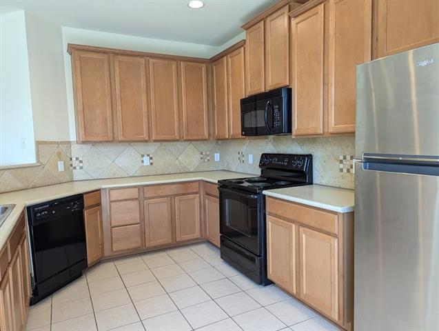Building Photo - 7872 Morven Park