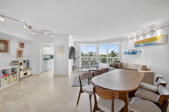 Building Photo - 21205 Yacht Club Dr