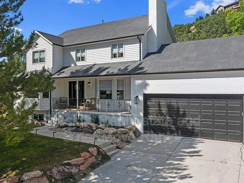 Foto principal - 10927 Lostwood Dr