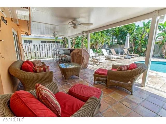 Foto principal - 2784 NE 32nd St