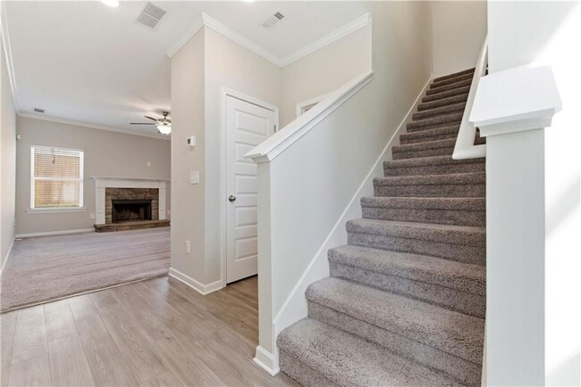 Foto del edificio - 231 Eva Wy