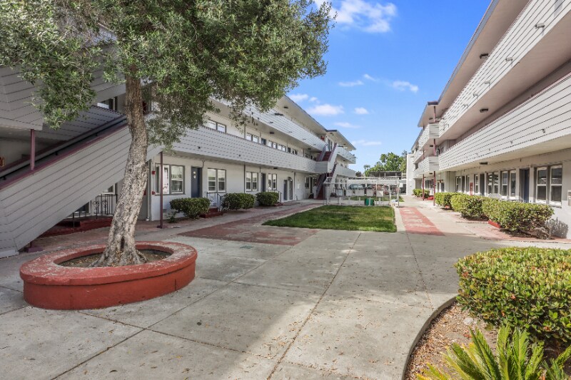 2567 Foothill Blvd Unit 103, Oakland, CA 94601 Room for Rent in Oakland, CA