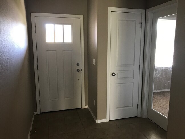 Foto del edificio - 1740 SW Panorama Dr