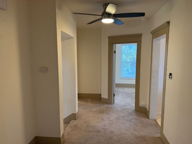 Foto del edificio - Alfi 1609 Triplex - Everett