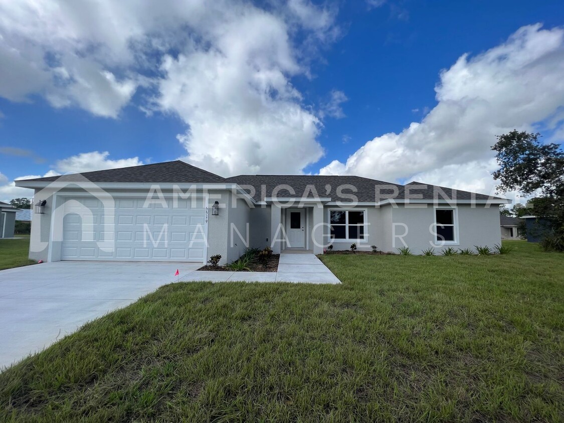 Foto principal - Home for Rent in Sebring, FL!!! Available ...