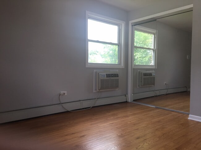 Building Photo - 7200 Adams St