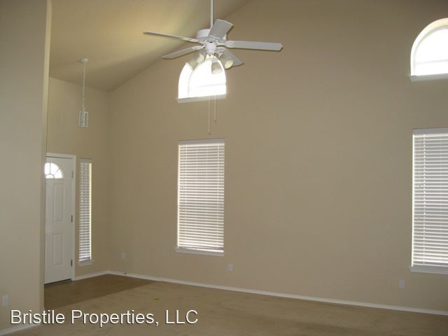 Building Photo - 3 br, 2.5 bath House - 3317 Tavistock