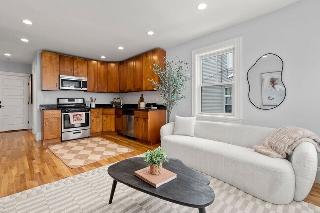 Foto del edificio - 84 Linden St