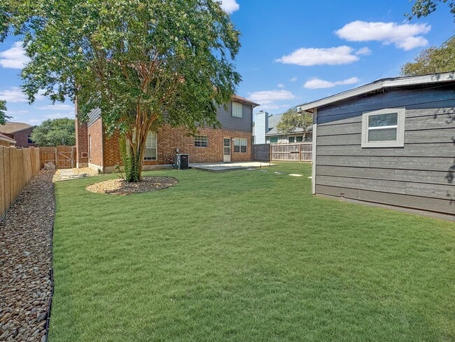 Building Photo - Northampton Rental – 3 Bed | 2.5 Bath + Lo...