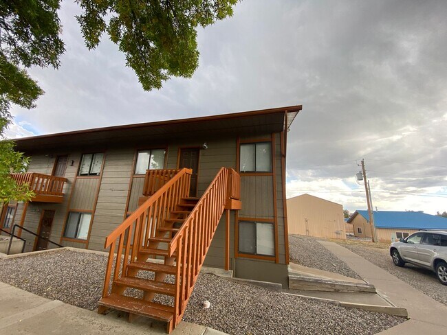 Foto del edificio - Top Corner, One Bedroom Apt in Bayfield