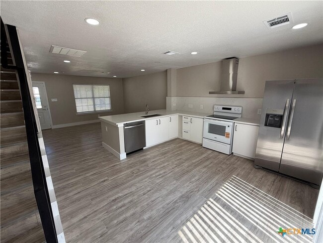 Foto del edificio - 625 Alabama St