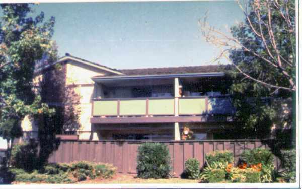 Building Photo - Oakwood Court