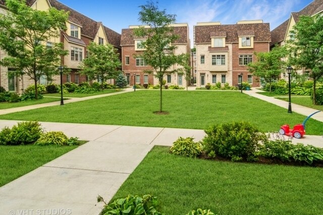 Foto del edificio - 1022 Cedar Ct