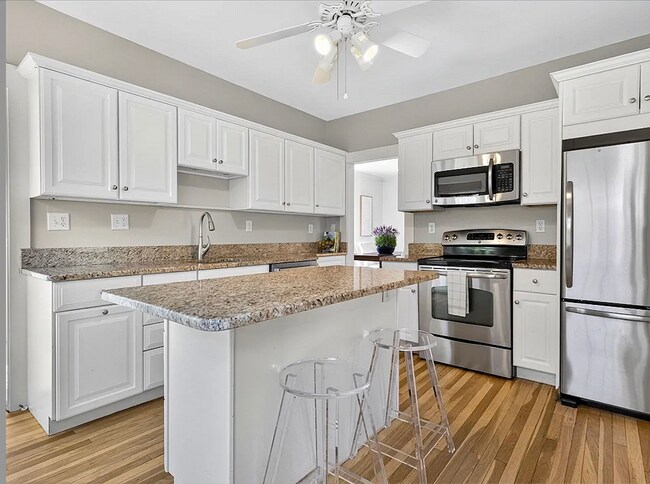 Foto del edificio - 39R Twitchell St