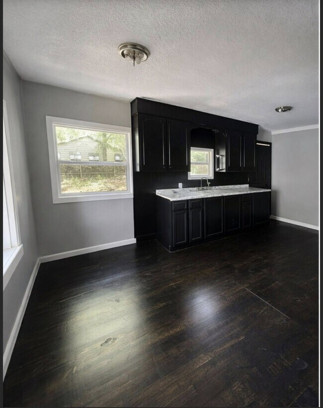 Foto del edificio - 2 Bedroom 1 Bathroom/Springhill,La