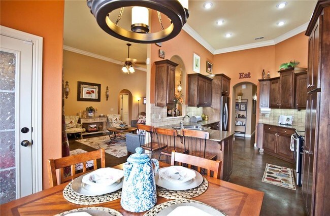 Foto del edificio - 5721 S Chanberry Ln
