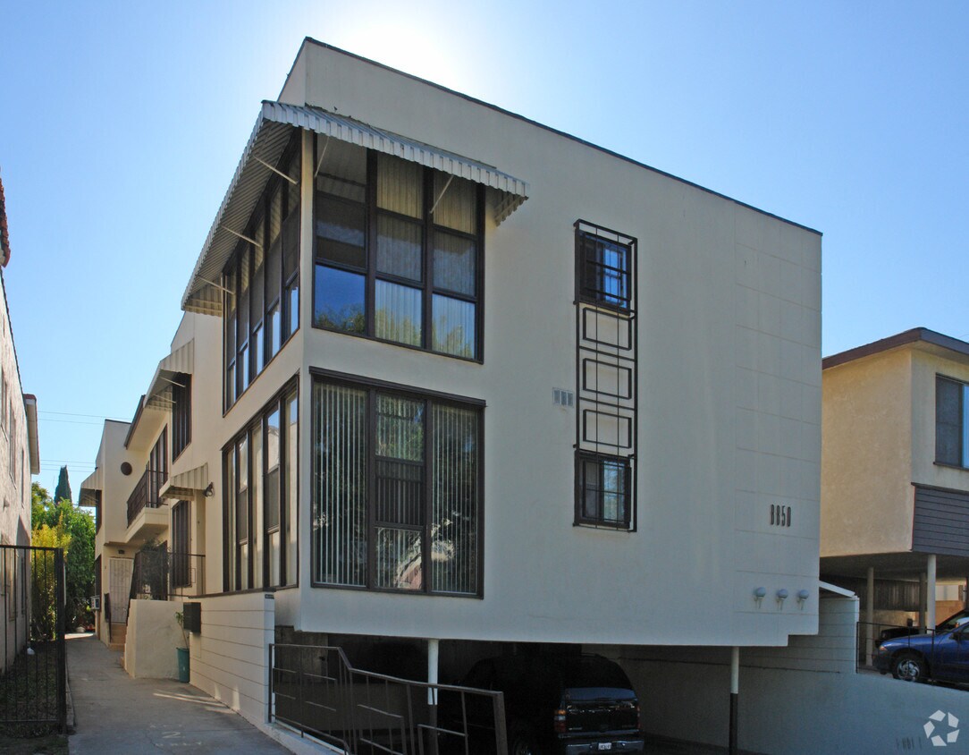 Building Photo - 8858 Alcott St