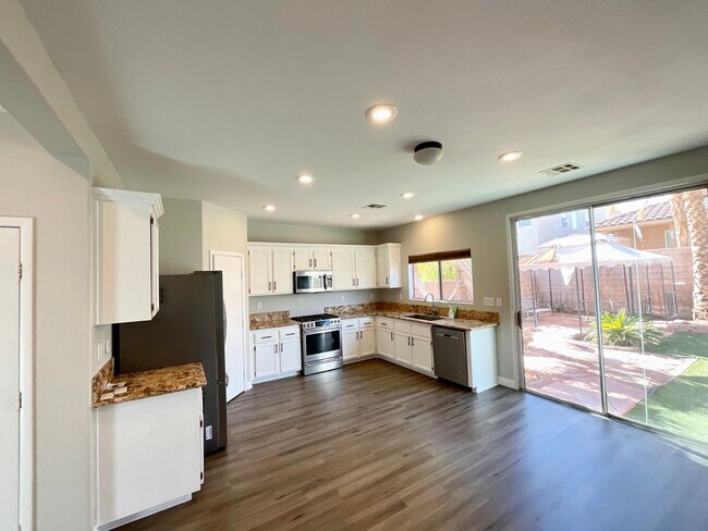 Building Photo - Southwest Beautiful and spacious 2 story house near Blue Diamond and I-15. Home has hard flooring...