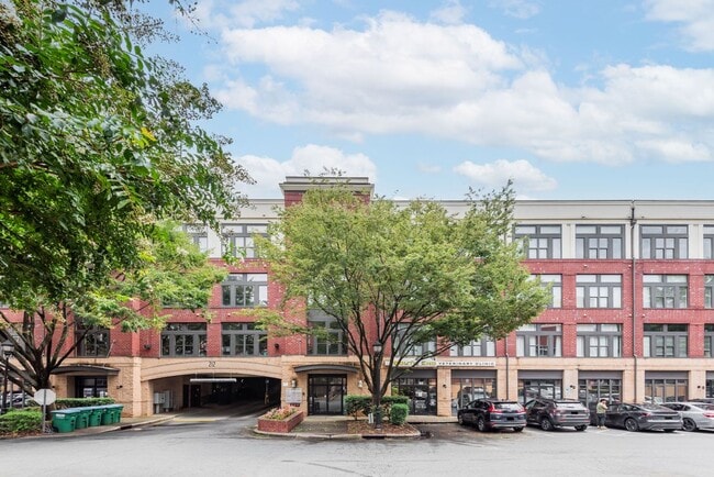 Building Photo - 2125 Southend Dr