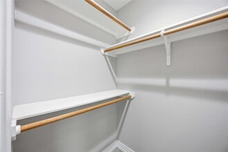 Building Photo - 3425 Mt Pleasant St