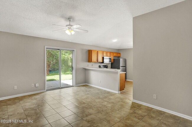 Foto del edificio - 2067 Wax Myrtle Ct