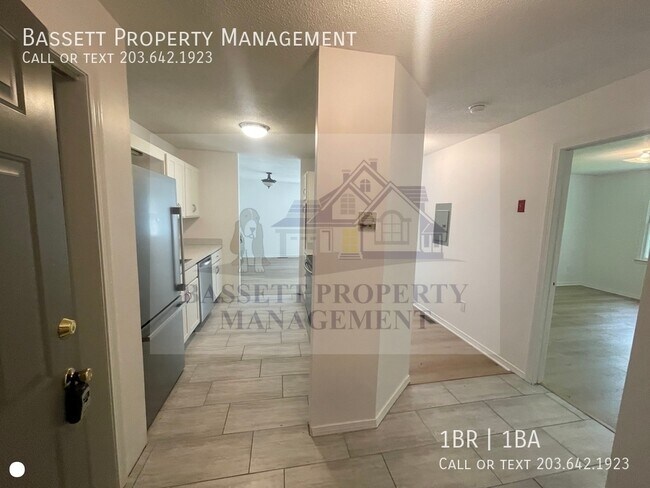 Foto del edificio - 30 Stoneycrest Dr