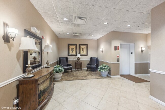 Foto del edificio - 1 S Lincoln Ave