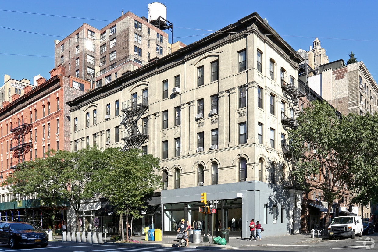 Primary Photo - 241-247 Columbus Ave