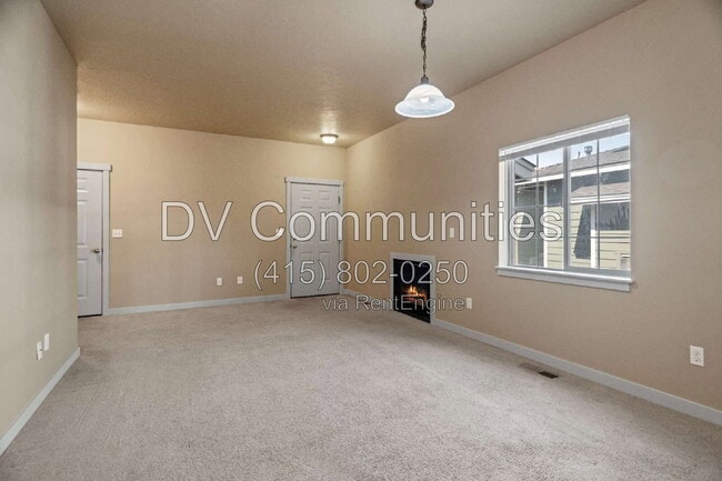 Building Photo - 1413 SW 27th St
