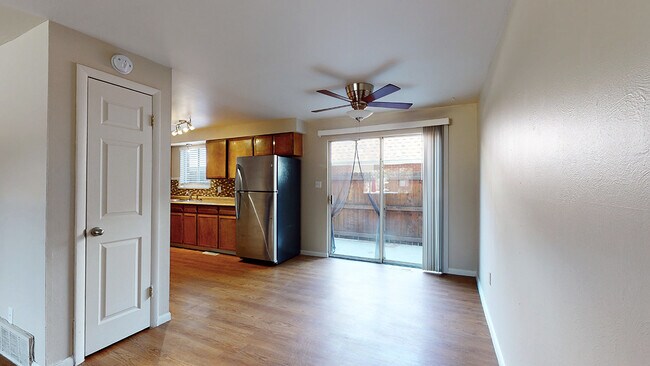 Casa adosada de 2HAB, 1.5BA - Applewood Gables Townhomes