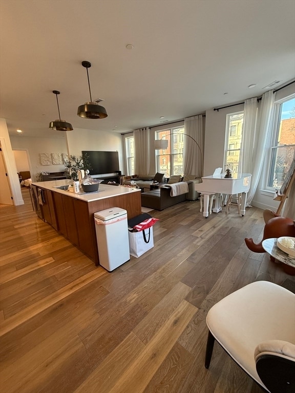 Foto del edificio - 566 Columbus Ave