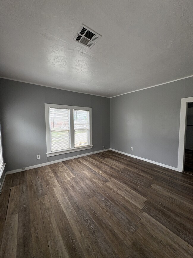 Foto del edificio - 225 N Hope Ave
