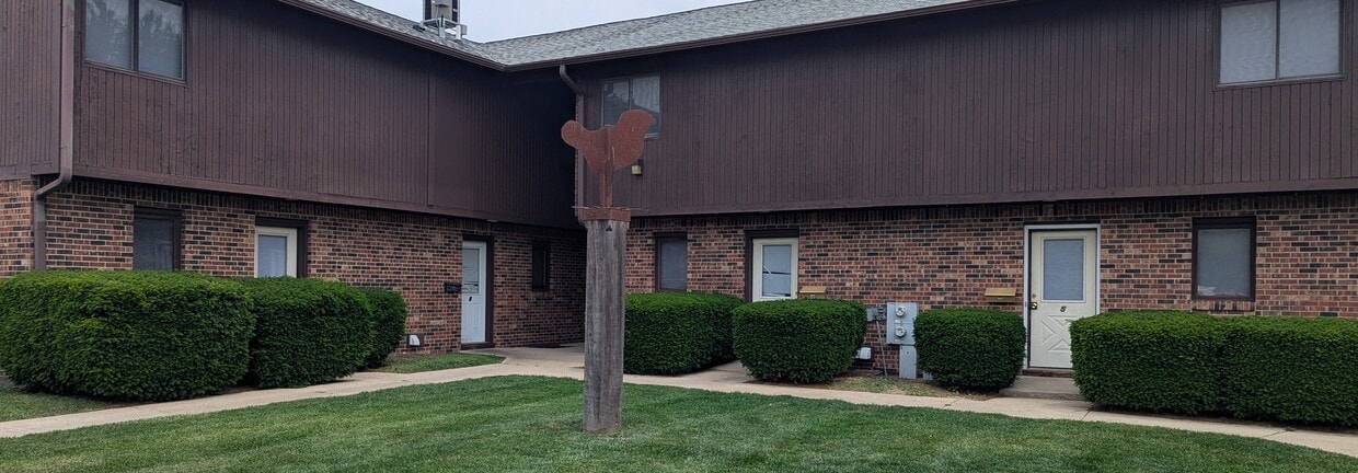 Building Photo - Old Orchard Apartments