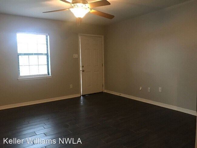 Building Photo - 3 br, 1 bath House - 146 Memory