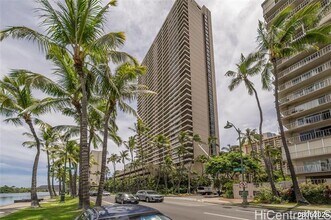 Building Photo - 2121 Ala Wai Blvd