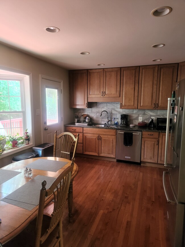 Building Photo - 1713 Pebble Beach Dr