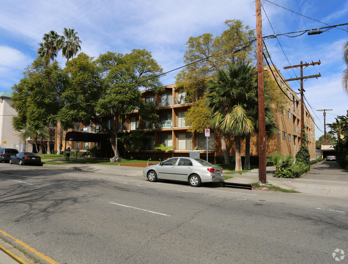 Foto principal - Chandler Apartments