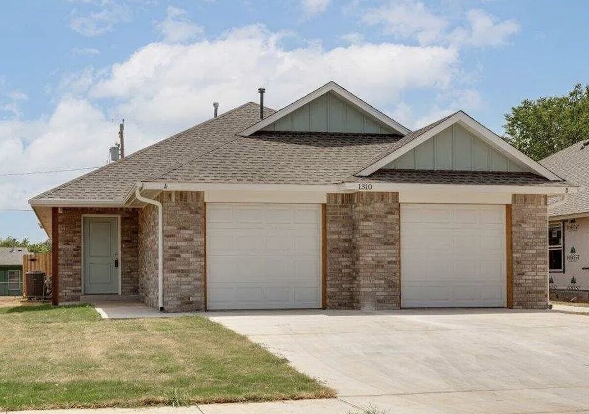 Foto principal - 1418 SW Texas Ave