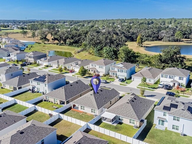 Foto del edificio - 13748 Wineberry Dr