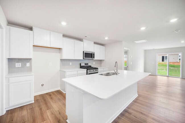 Foto del edificio - 115 Broadtree Cir