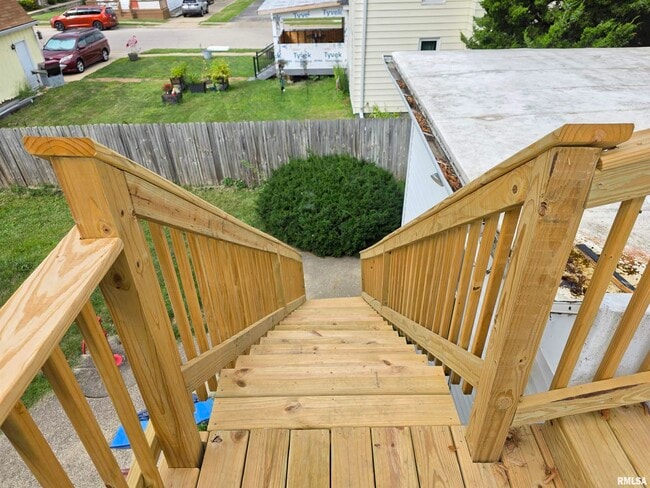 Foto del edificio - 405 S Main St