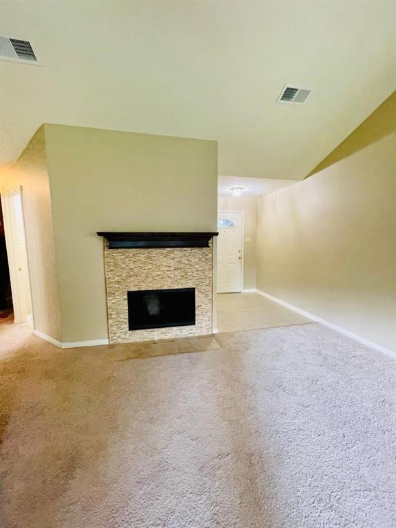 Foto del edificio - 2607 Old Oak Ln