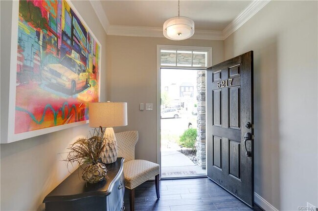 Foto del edificio - 5217 Bedford Falls Cir